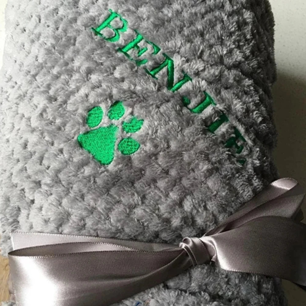 PawPrint Luxe Blanket image 4